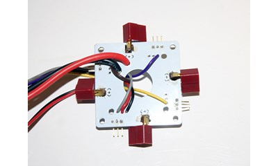 Stromverteiler Board Quadro-Copter mit 4 ESC